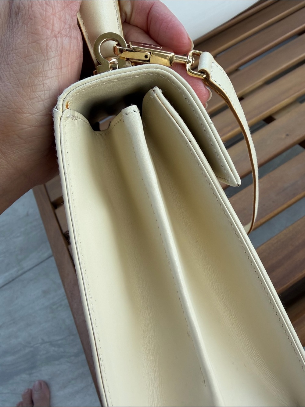 Salvatore Ferragamo Gancini Cream Leather Top Handle Crossbody Bag - Picture 8 of 15